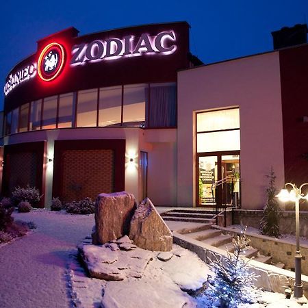 Gosciniec Zodiac Hostel Rzuchow Exterior photo